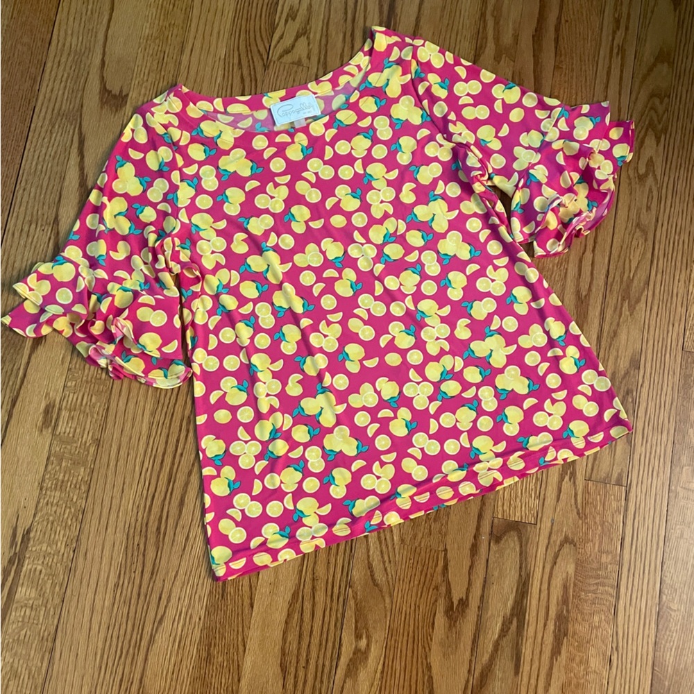 New without tags! Lemon Print Top with Ruffle Sleeves